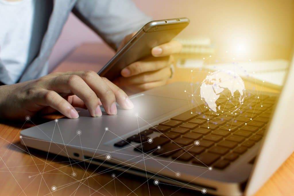 hot יצירת קשר