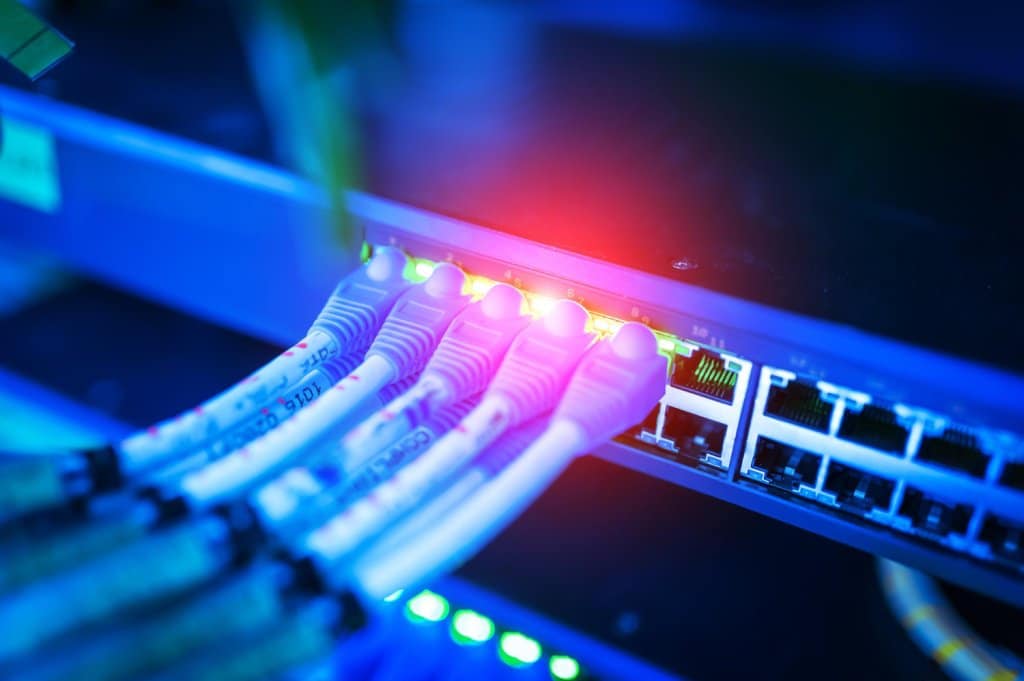 הוט חיבור לאינטרנט